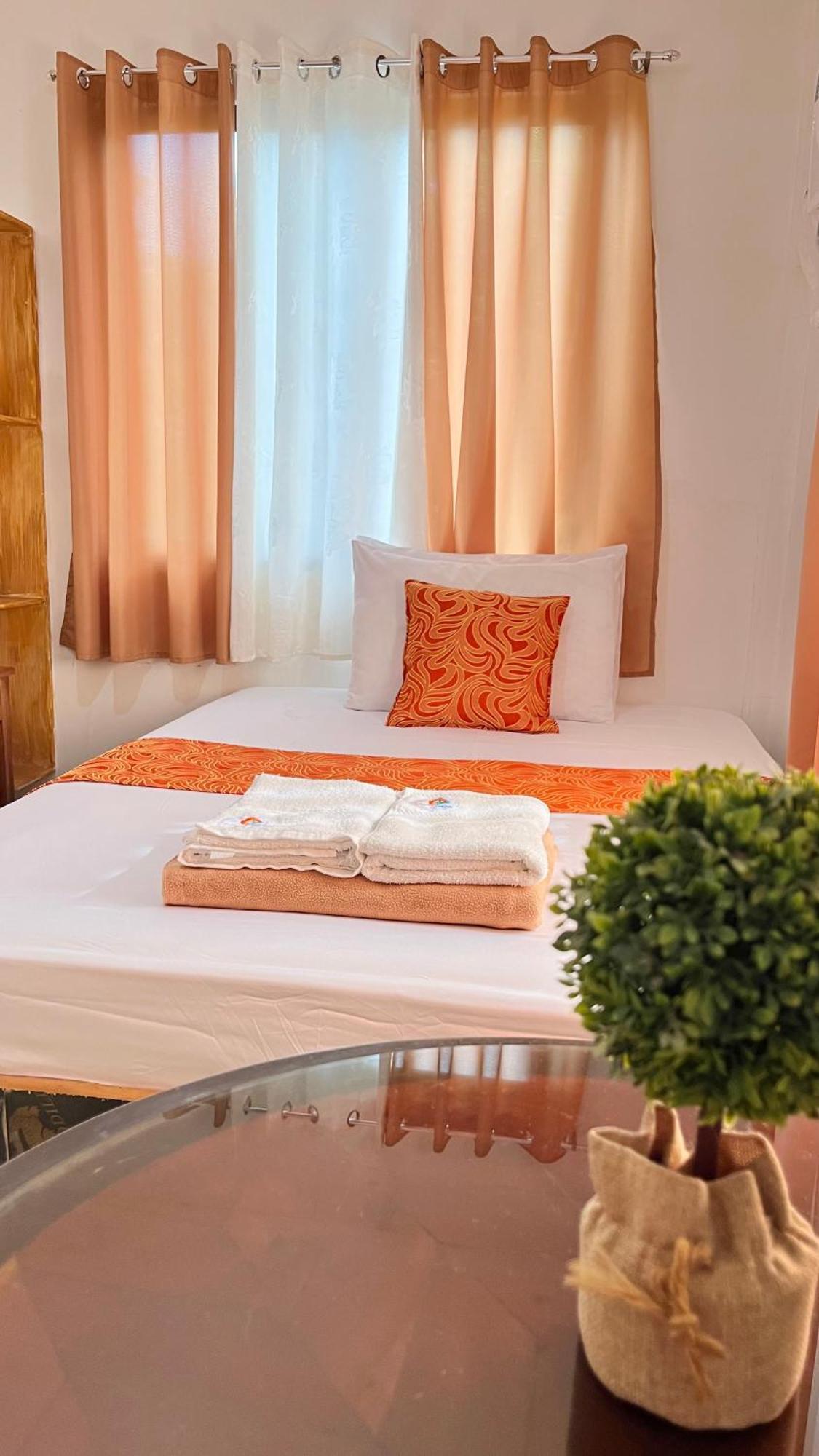 Mkb Pension Корон Экстерьер фото